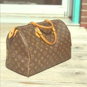 Louis Vuitton Speedy 35